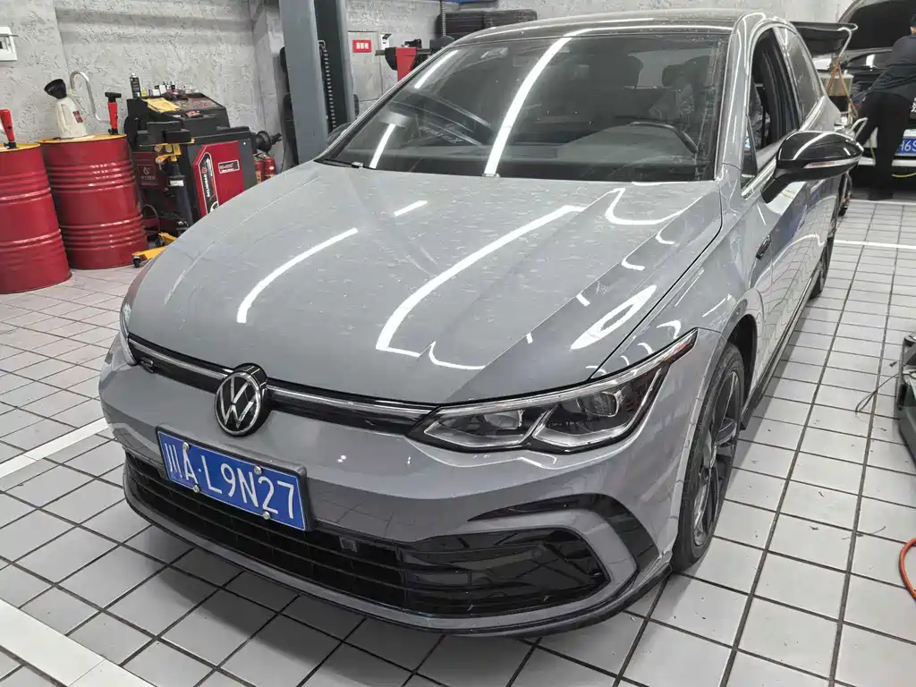 Volkswagen Golf 2021