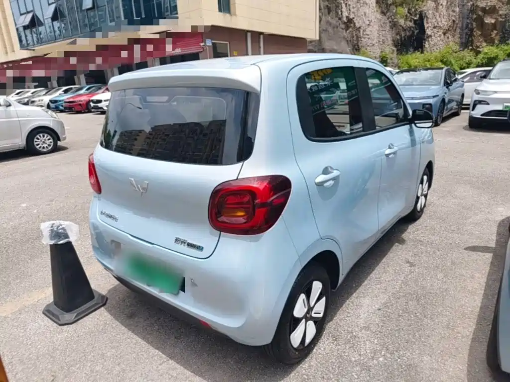Wuling Hongguang MINIEV 2025