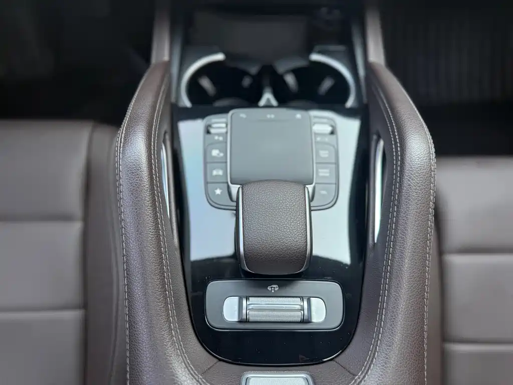 Mercedes-Benz GLE 2020 — фото 9