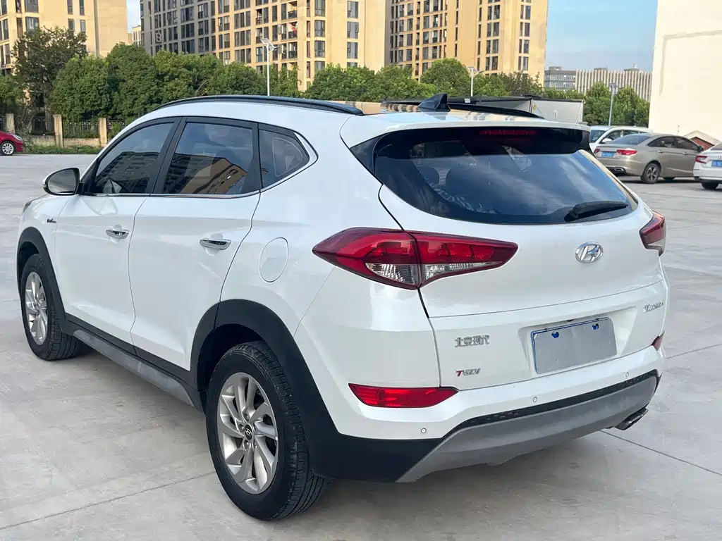 Hyundai Tucson 2018 — фото 6