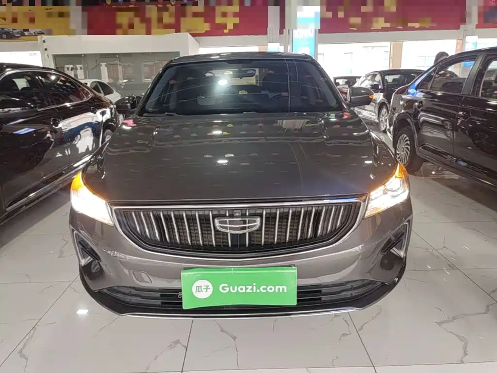 Geely Emgrand 2021