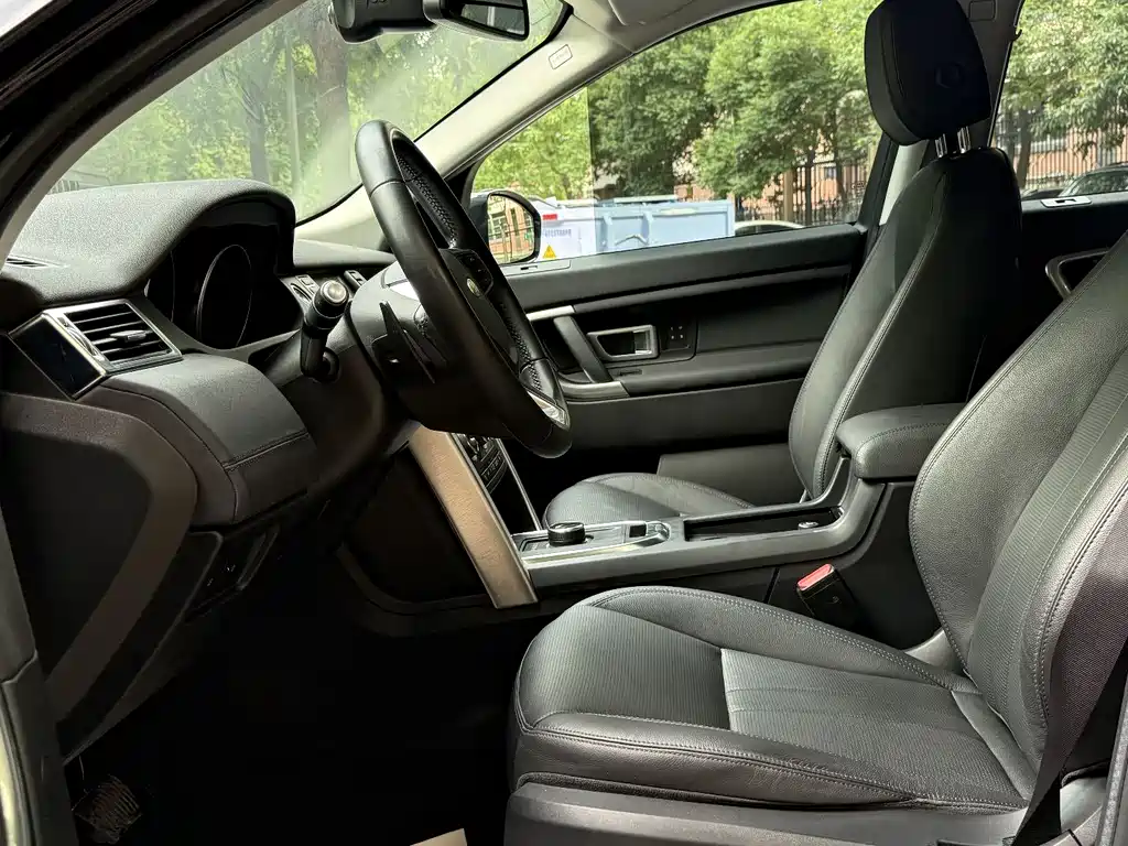 Land Rover Discovery Sport 2019 — фото 13
