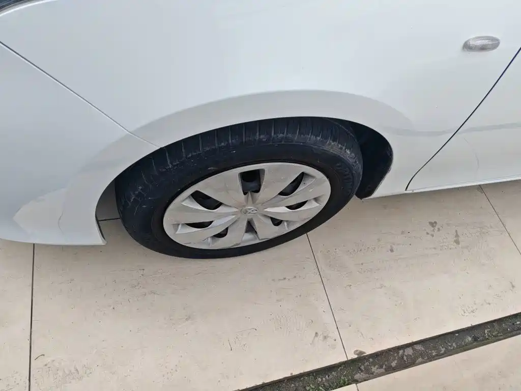 Toyota Yaris L 2020 — фото 25