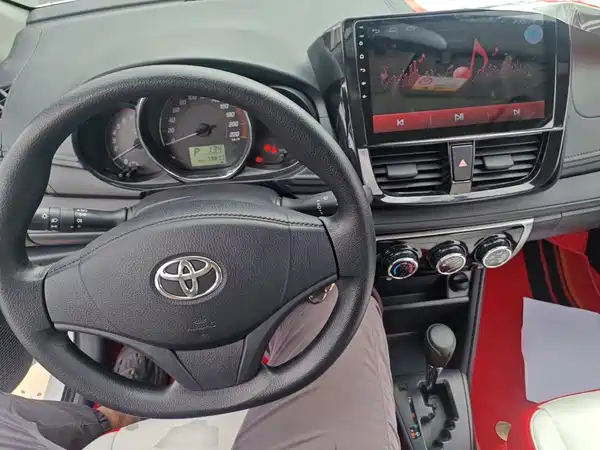 Toyota Yaris L 2020