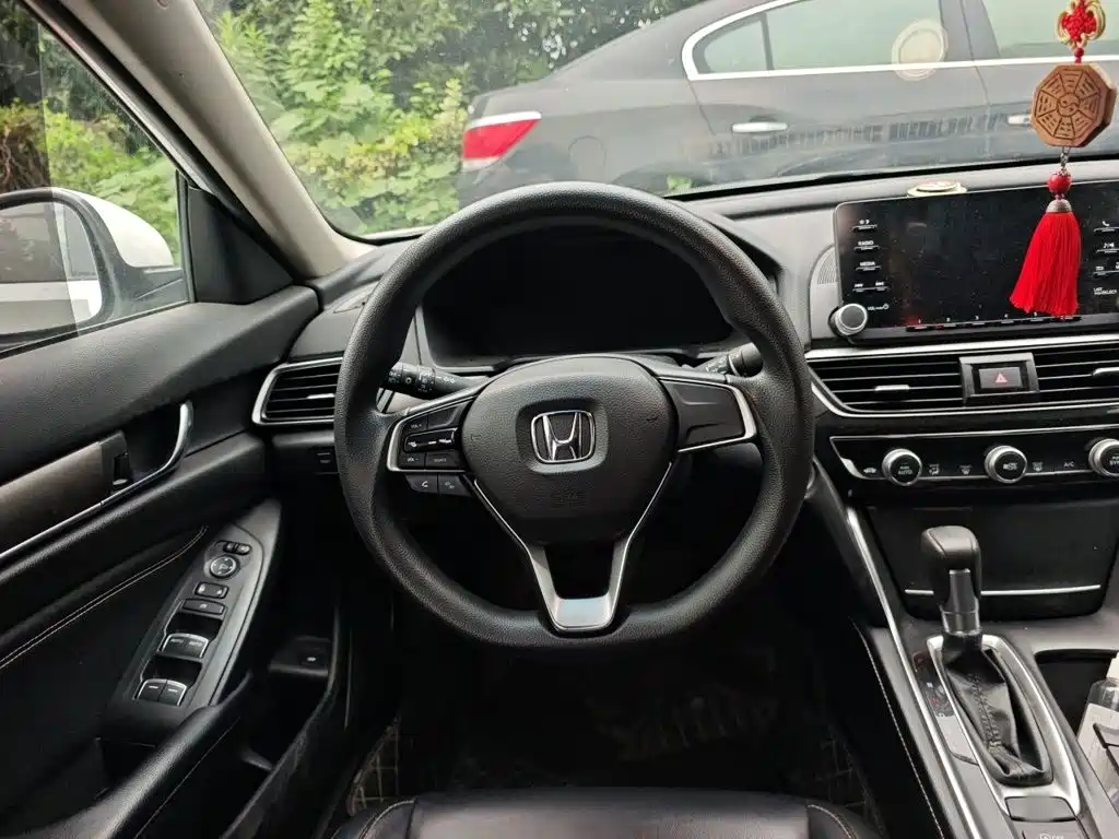 Honda Inspire 2020 — фото 3