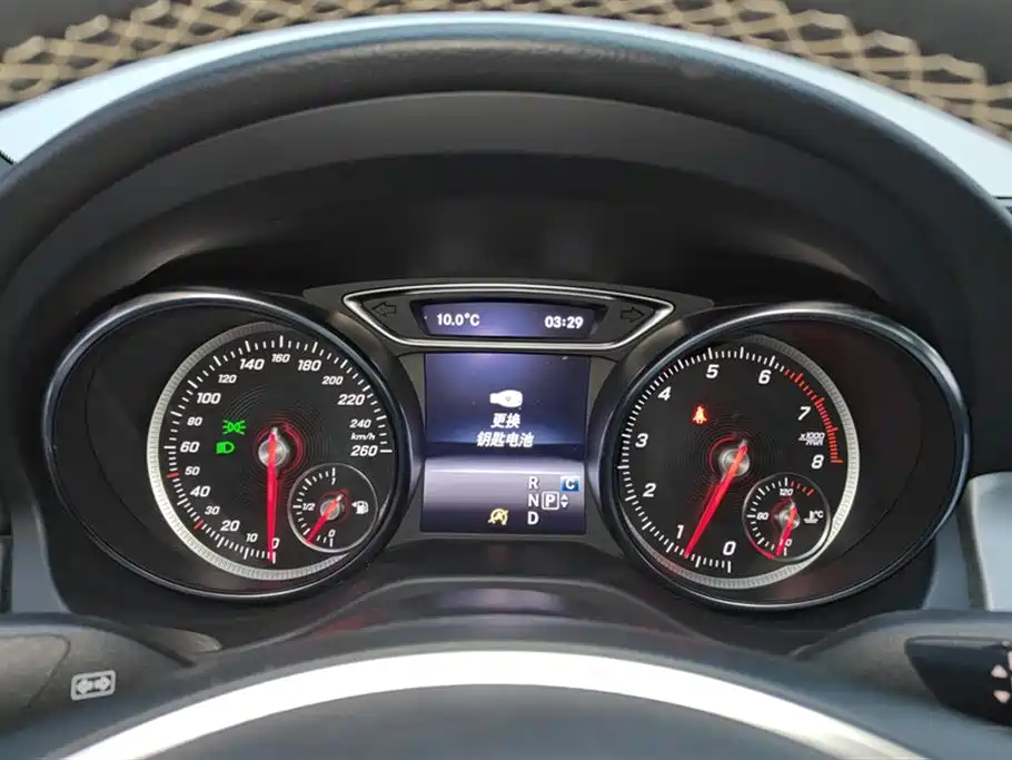Mercedes-Benz CLA 2017 — фото 14