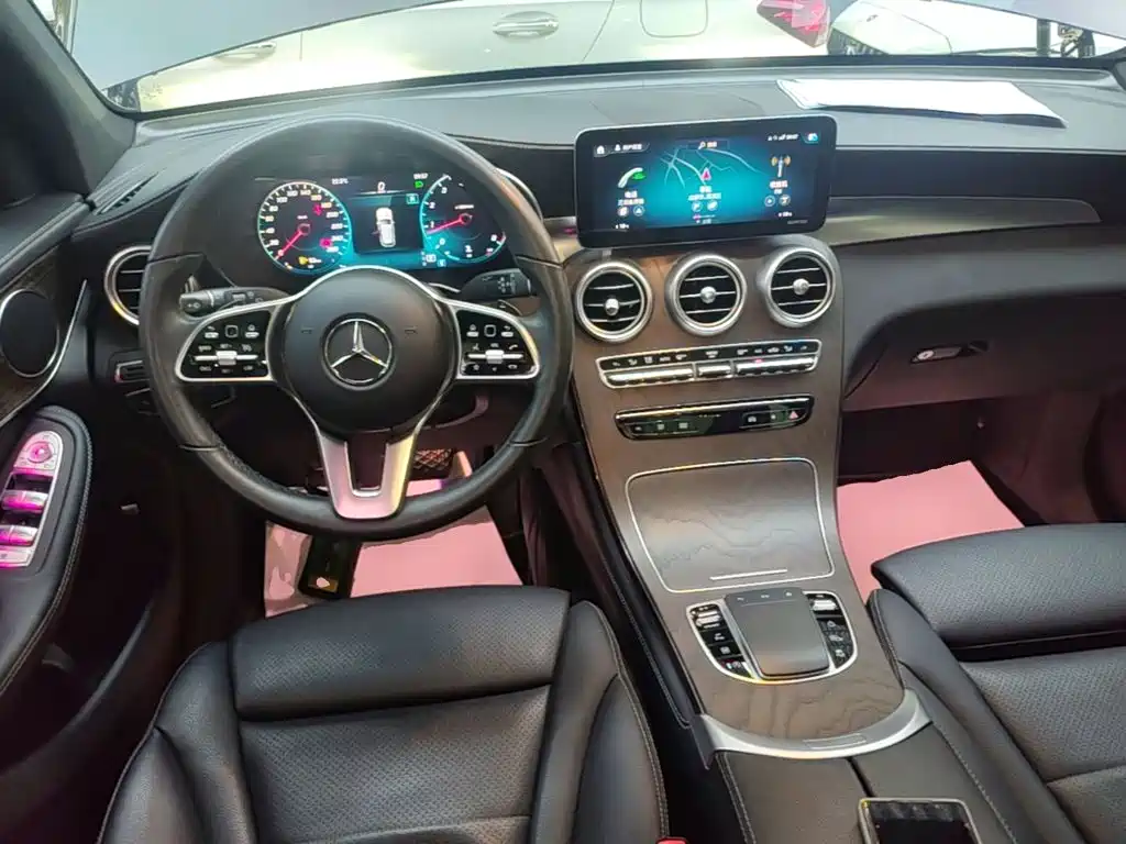 Mercedes-Benz GLC 2021