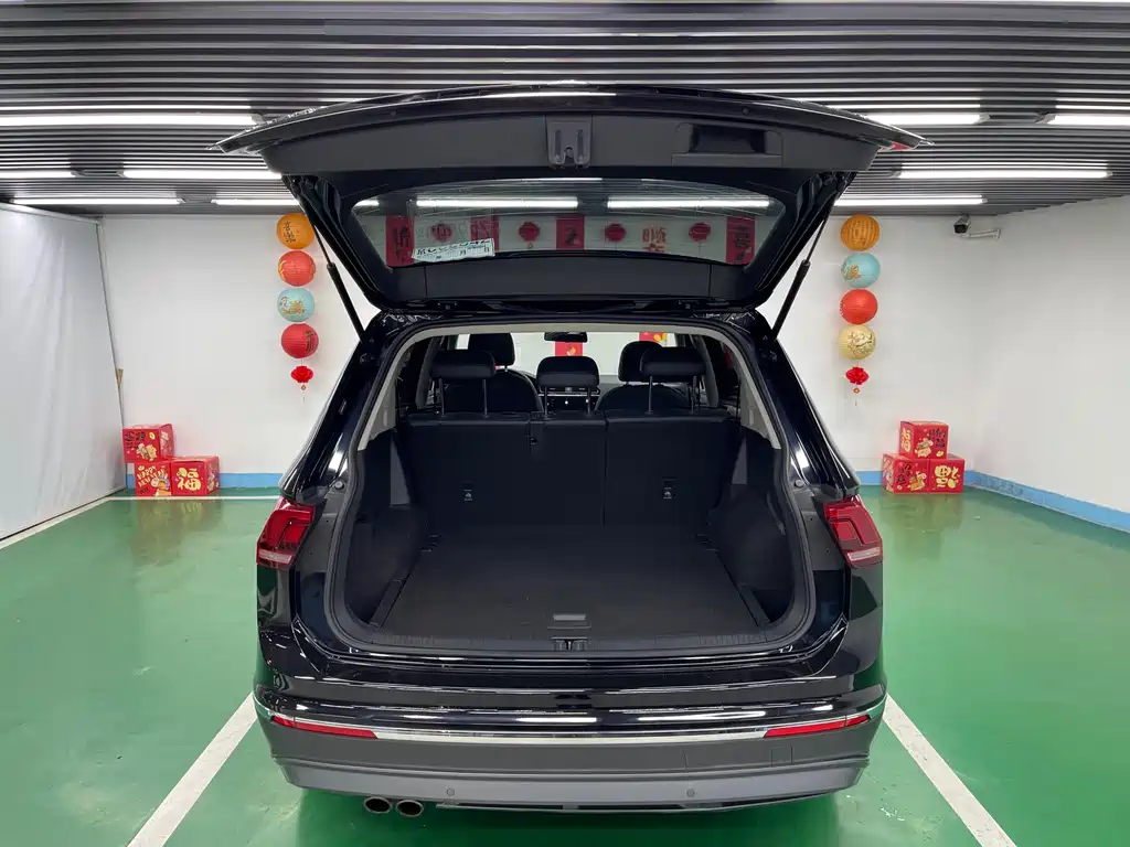 Volkswagen Tiguan L 2020 — фото 23