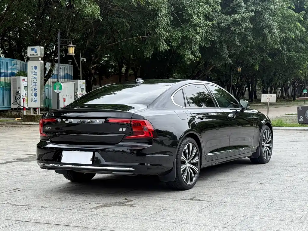 Volvo S90 2022 — фото 7