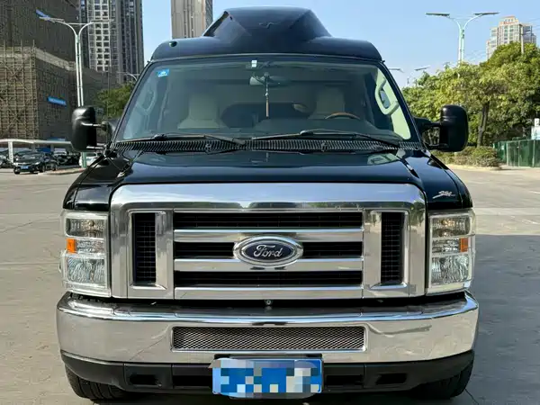 Ford E350 2011