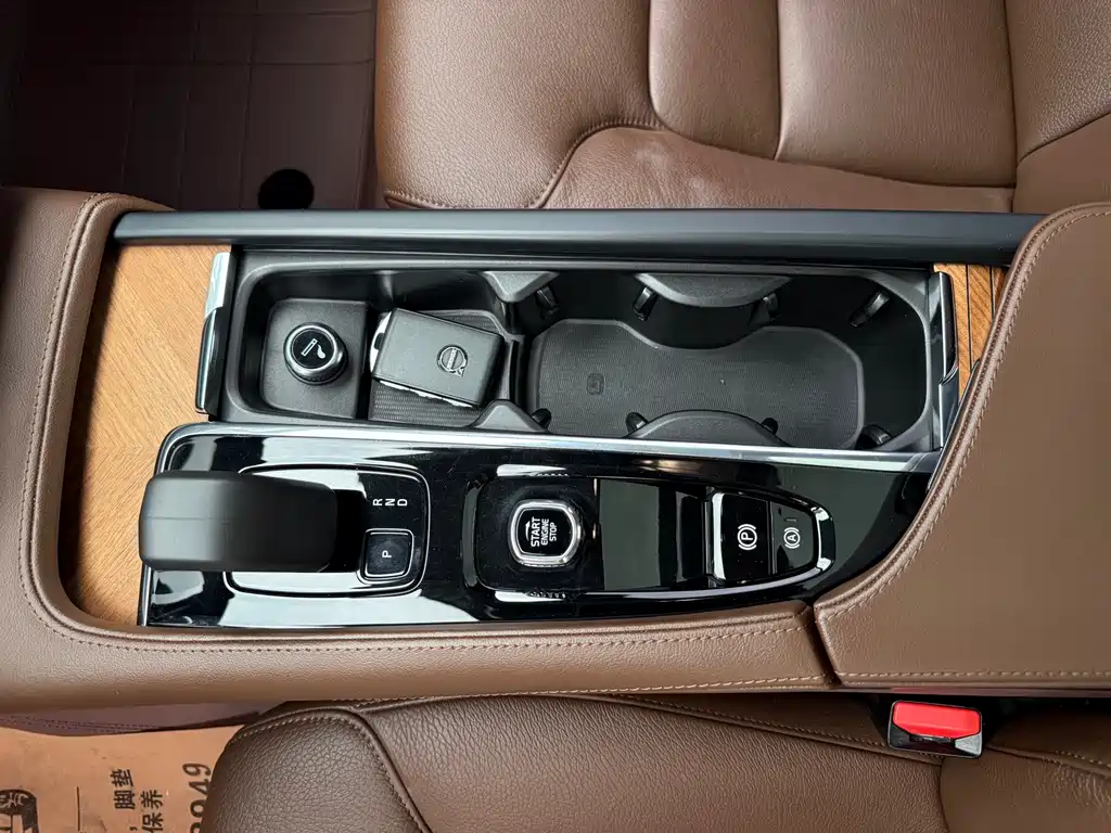 Volvo S90 2023 — фото 16
