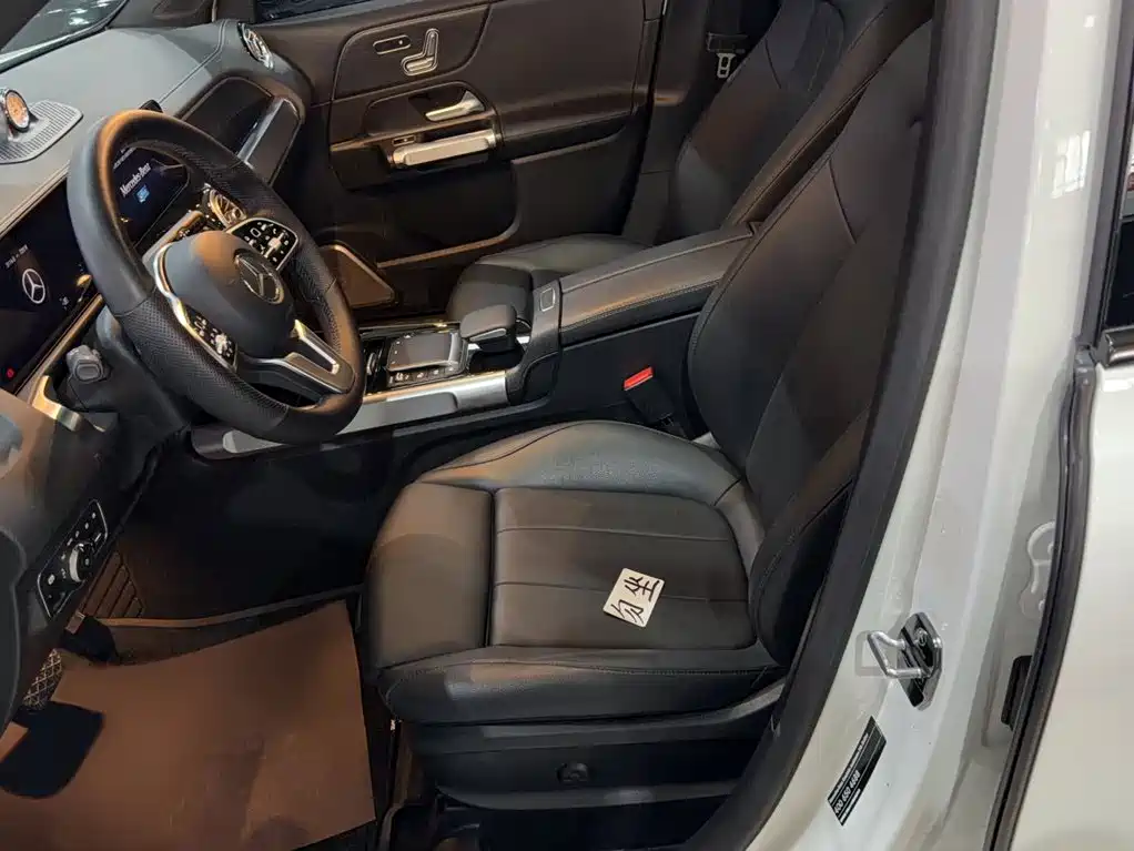 Mercedes-Benz GLB 2021 — фото 13
