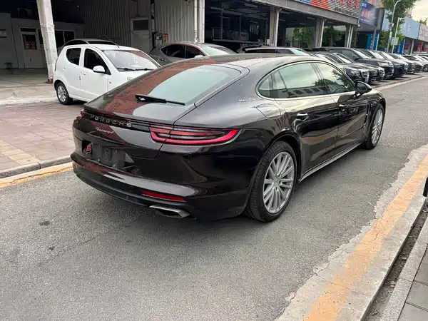 Porsche Panamera 2017