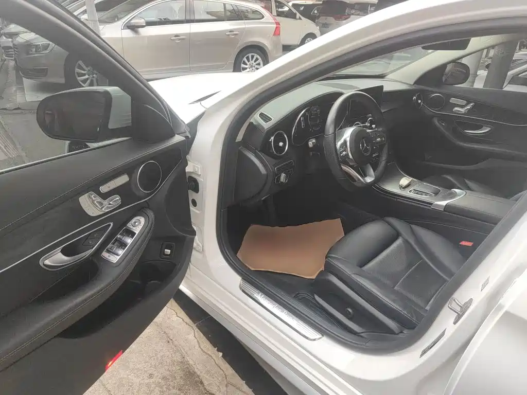 Mercedes-Benz C-Class 2021 — фото 13