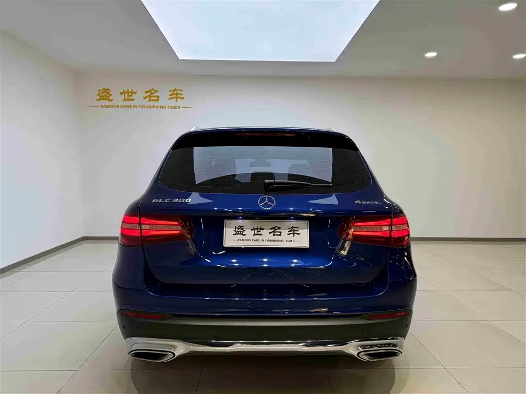 Mercedes-Benz GLC 2018 — фото 19