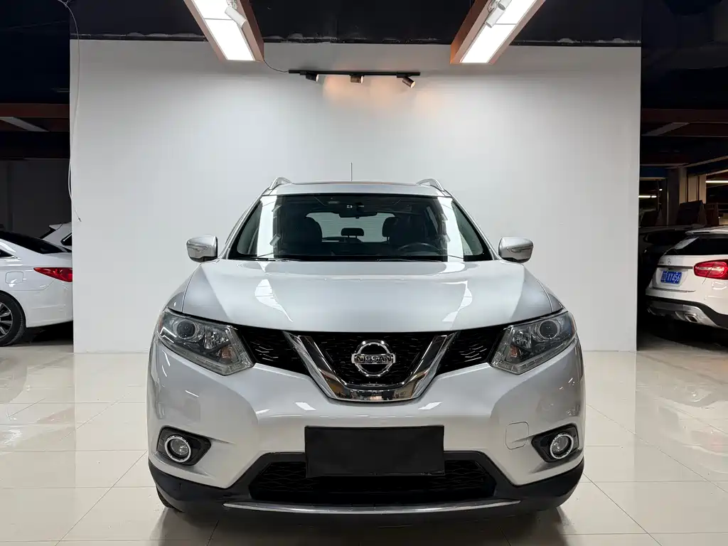 Nissan X-Trail 2015 — фото 2