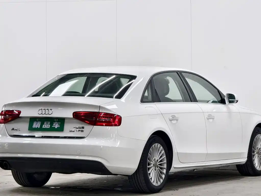 Audi A4L 2016