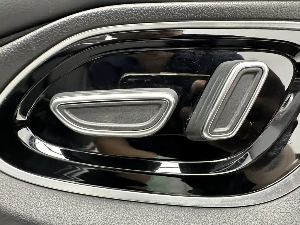 GAC Trumpchi M6 2022 — фото 12