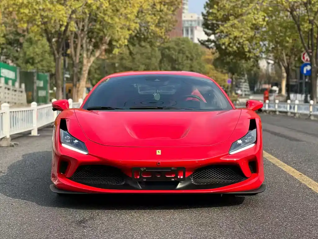 Ferrari F8 2021 — фото 2