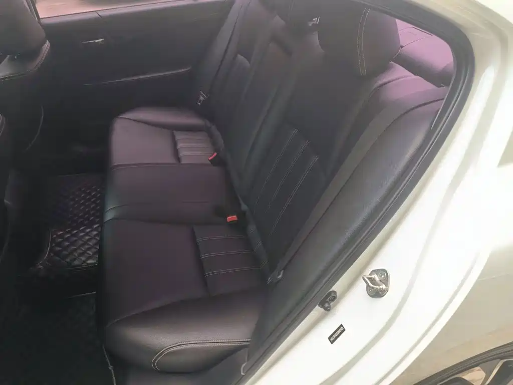 Honda Accord 2016 — фото 17