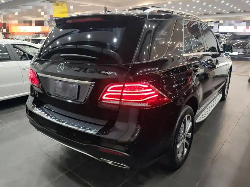 Mercedes-Benz GLE 2017 — фото 7
