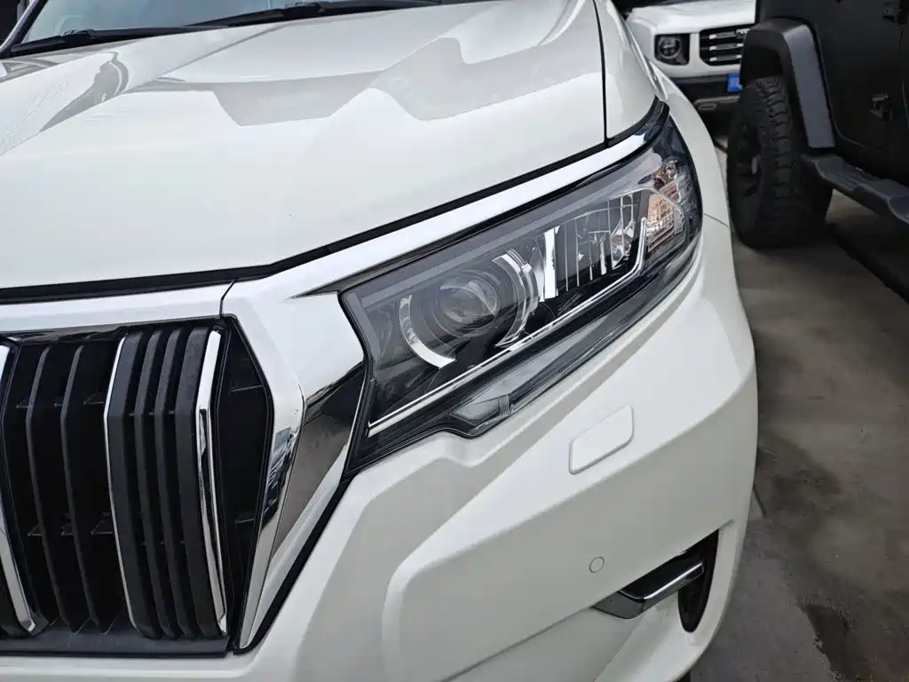 Toyota Prado 2018 — фото 24