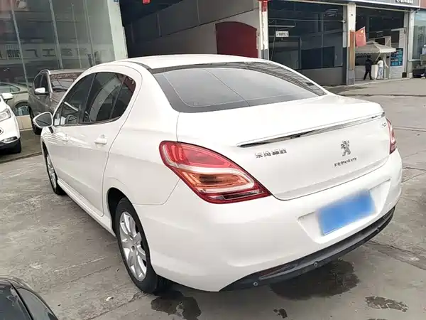 Peugeot 308 2014
