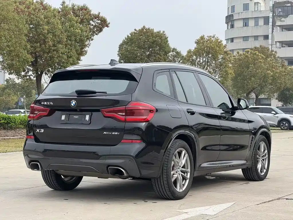 BMW X3 2019 — фото 8