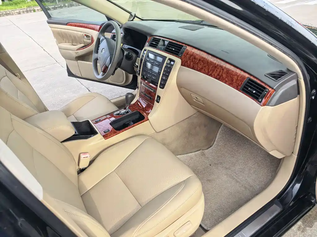 Toyota Crown 2007 — фото 11