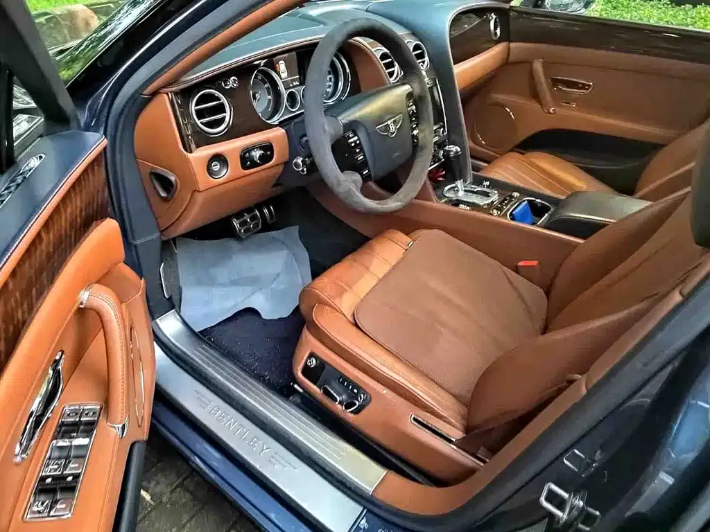 Bentley Flying Spur 2014 — фото 5