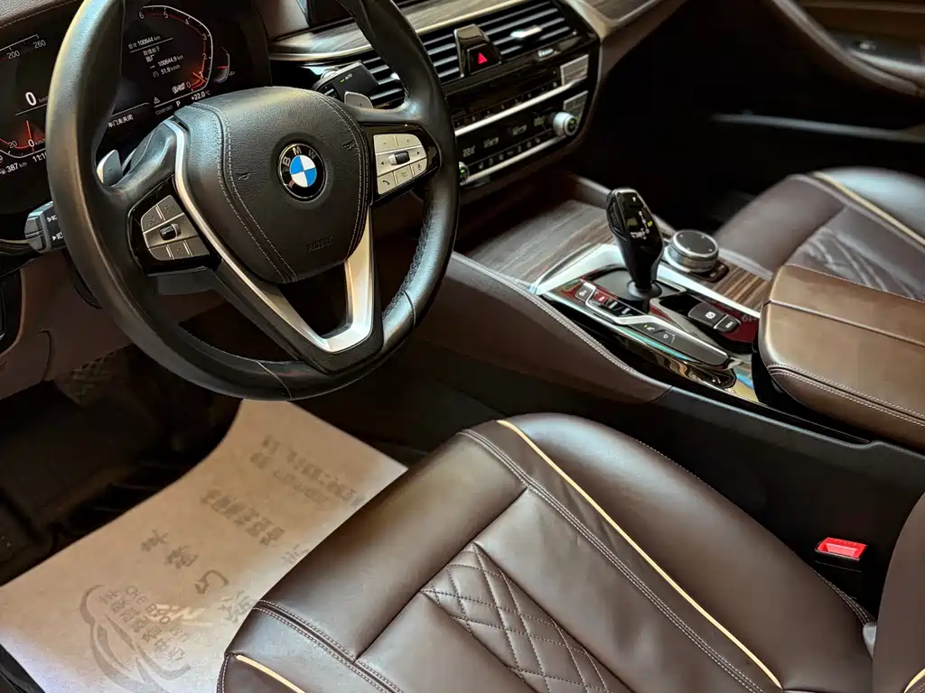 BMW 5 Series 2019 — фото 4