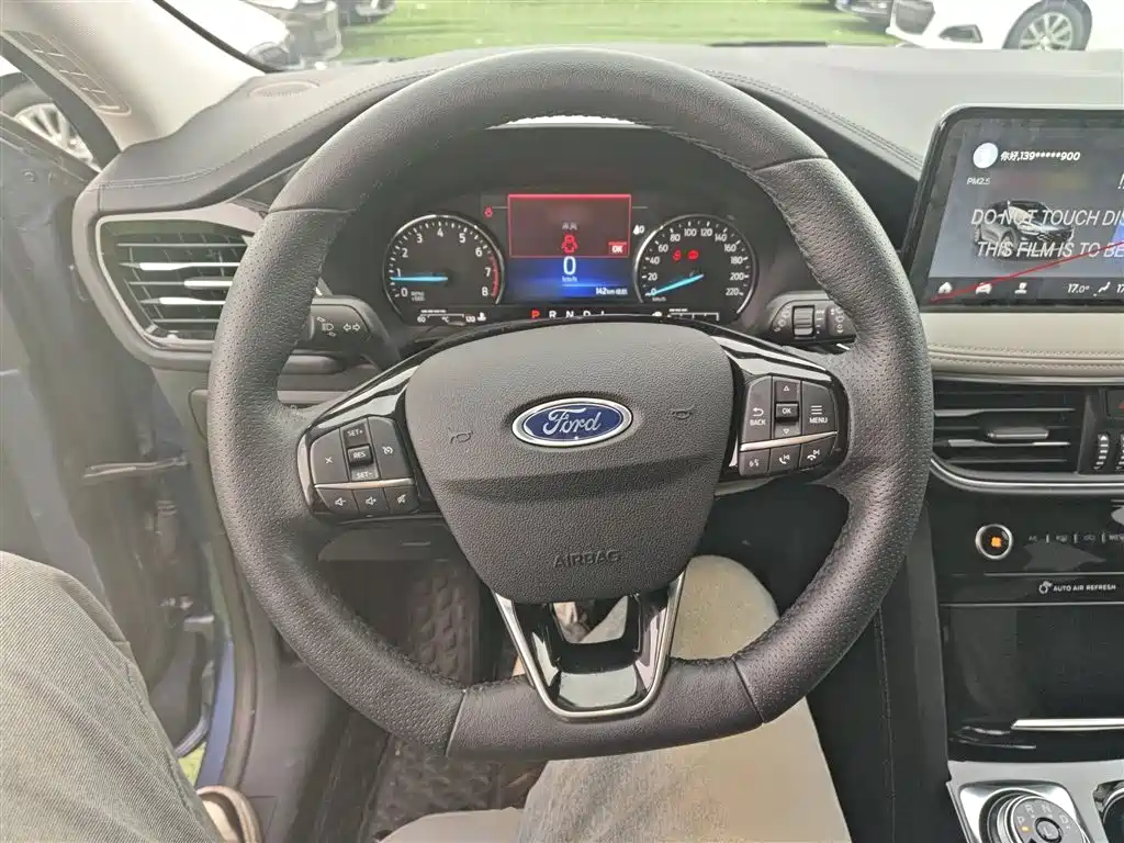Ford Escape 2021 — фото 11