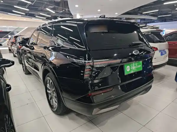 Ford Edge 2024
