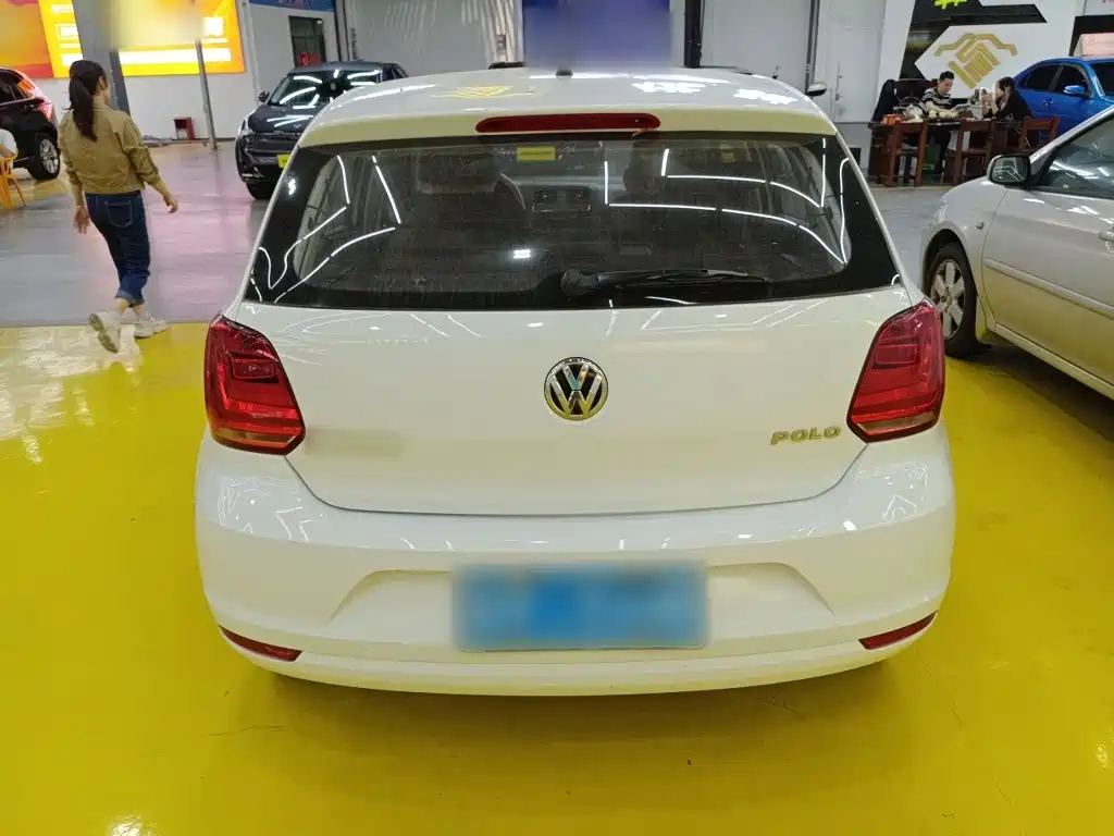 Volkswagen Polo 2016