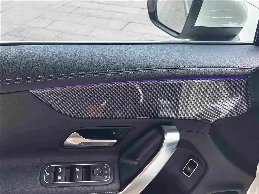 Mercedes-Benz A-Class 2022 — фото 14
