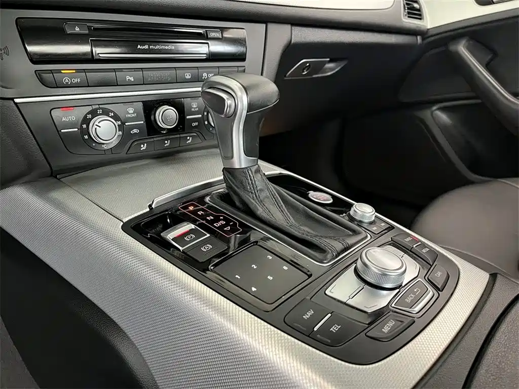 Audi A6L 2016 — фото 12