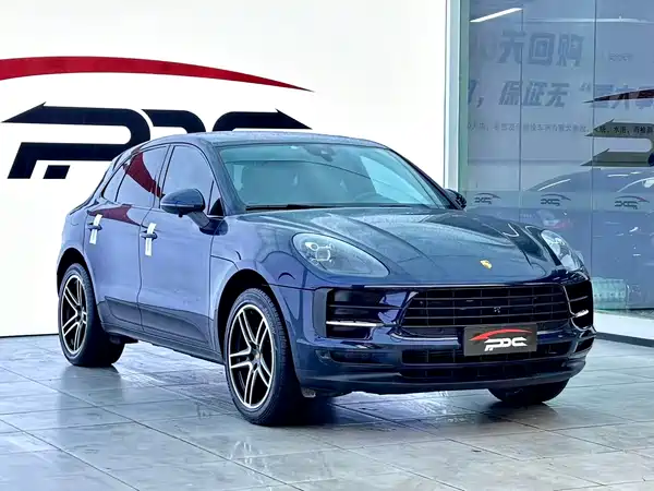 Porsche Macan 2022