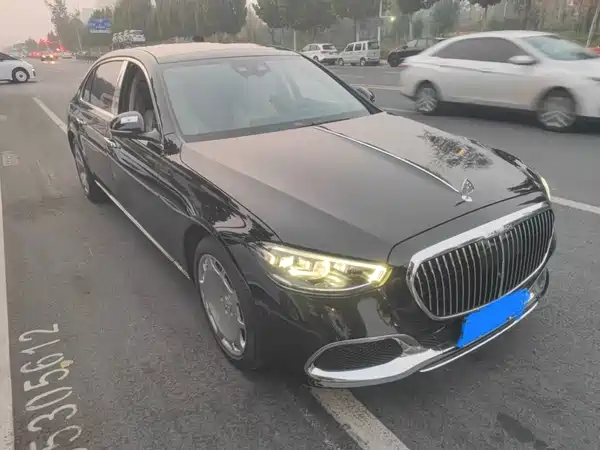 Mercedes-Benz Maybach S-Class 2024