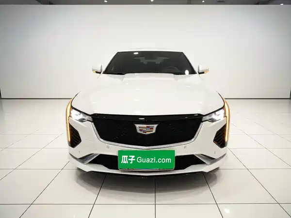 Cadillac CT4 2023