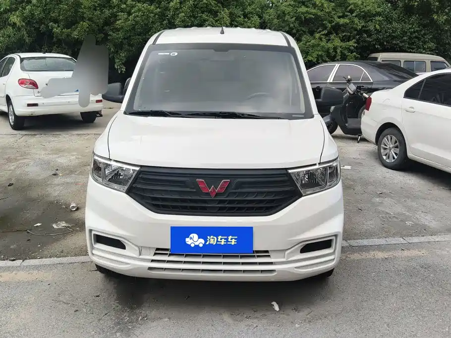 Wuling Hongguang V 2024