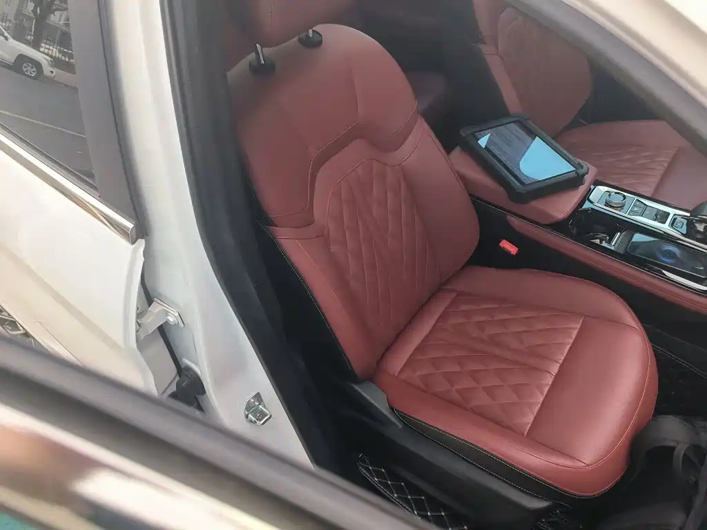 Jetour Jietu X70 PLUS 2023 — фото 20