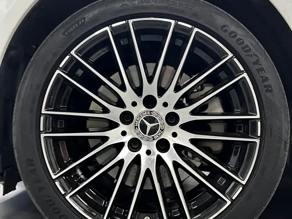 Mercedes-Benz C-Class 2022 — фото 3