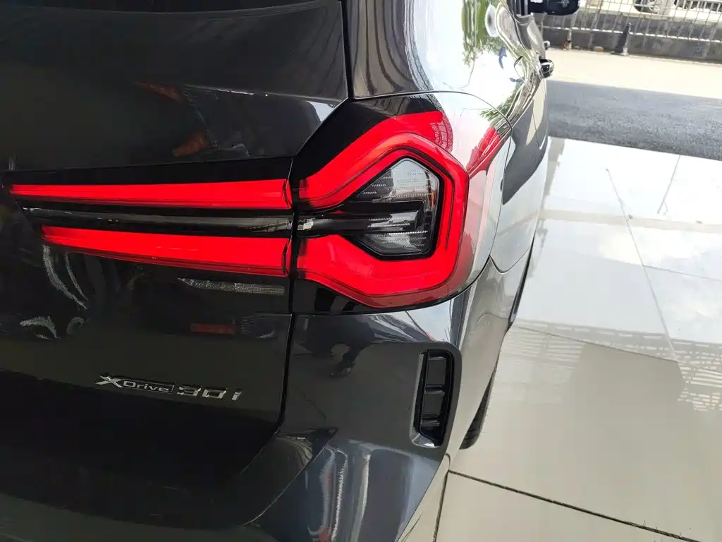 BMW X3 2022 — фото 8