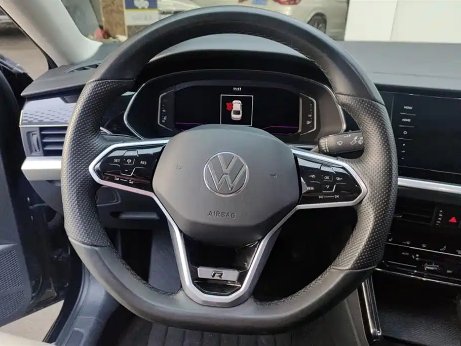 Volkswagen Passat 2023 — фото 15