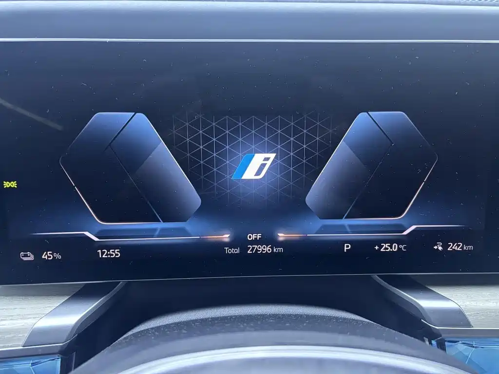 BMW i7 2024 — фото 6