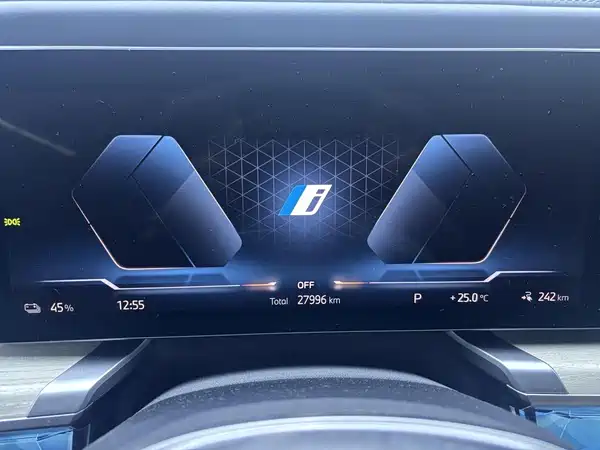BMW i7 2023