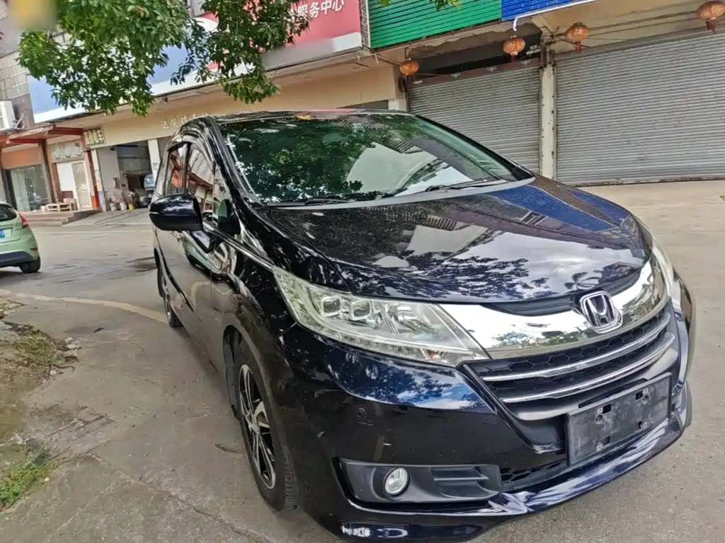 Honda Odyssey 2016 — фото 4