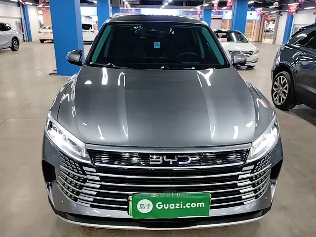 BYD Seal 05 DM-i 2025 — фото 3