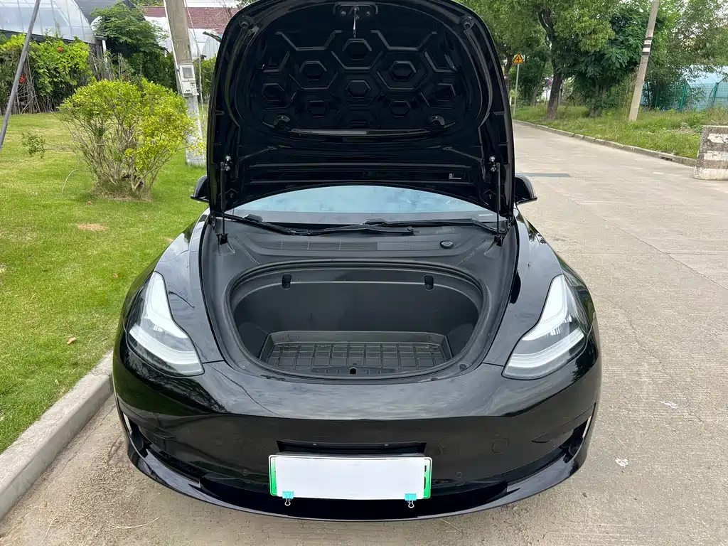 Tesla Model 3 2020 — фото 11