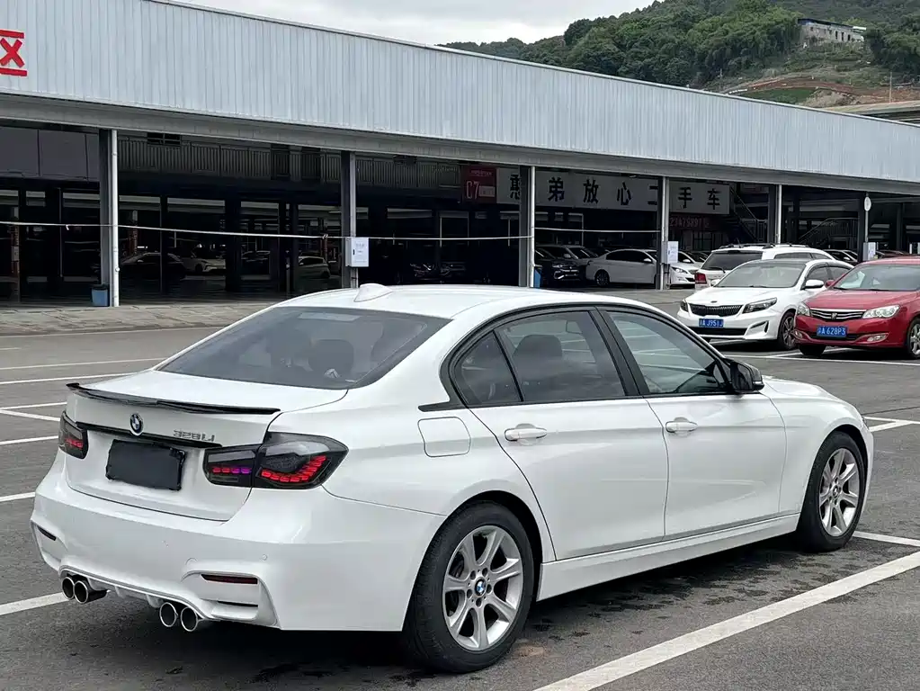 BMW 3 Series 2016